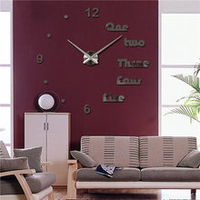 Load image into Gallery viewer, Circular Different Wall Clock