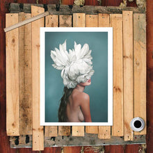 Load image into Gallery viewer, Modern Women Canvas